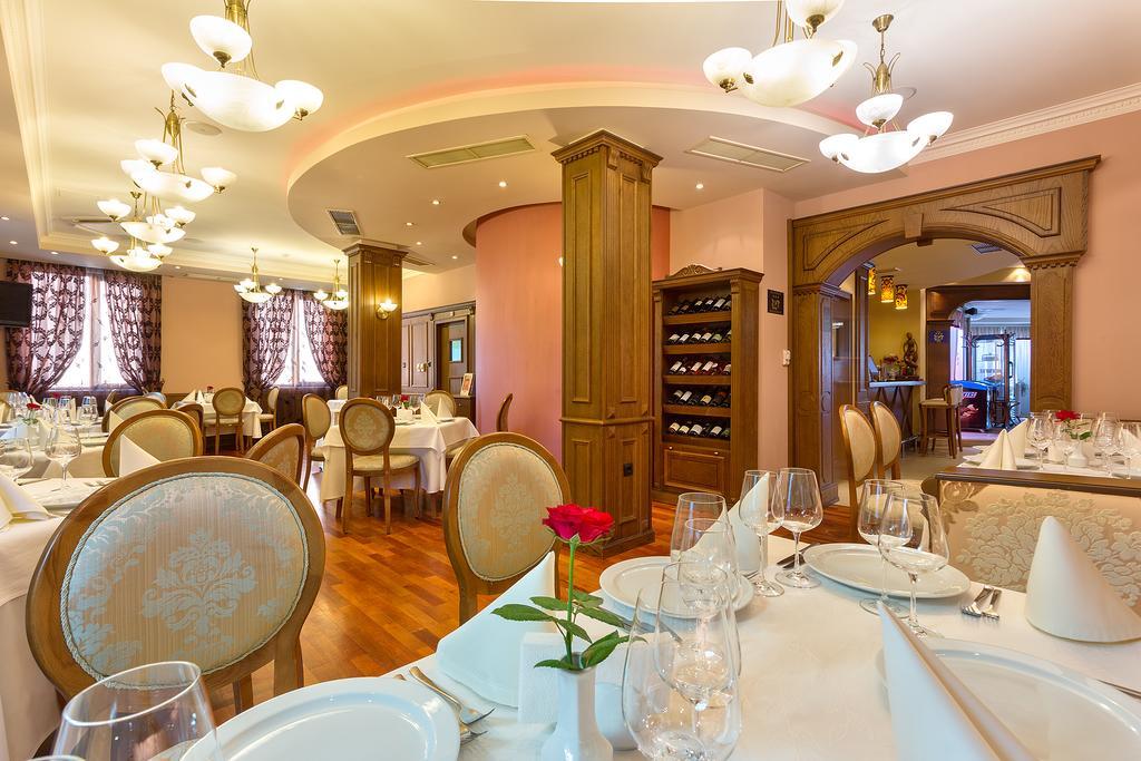 Hotel Club Central Chisaria Zewnętrze zdjęcie
