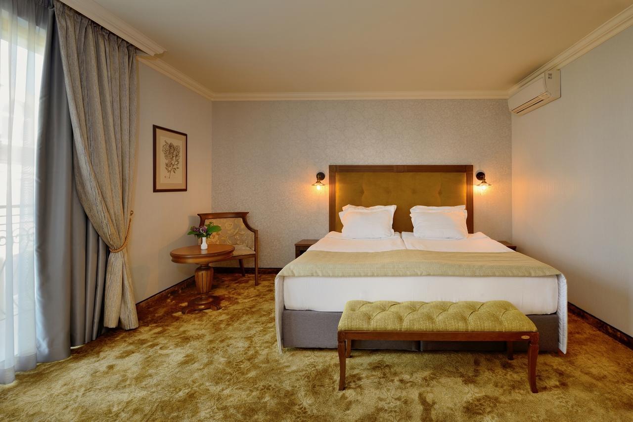 Hotel Club Central Chisaria Zewnętrze zdjęcie