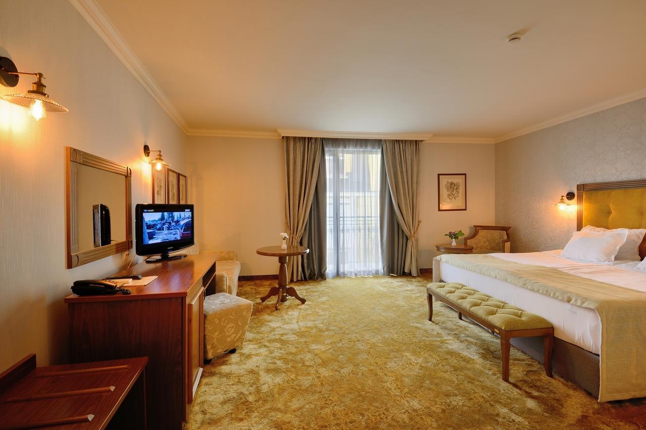 Hotel Club Central Chisaria Zewnętrze zdjęcie