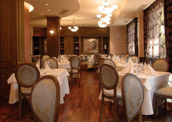 Hotel Club Central Chisaria Zewnętrze zdjęcie